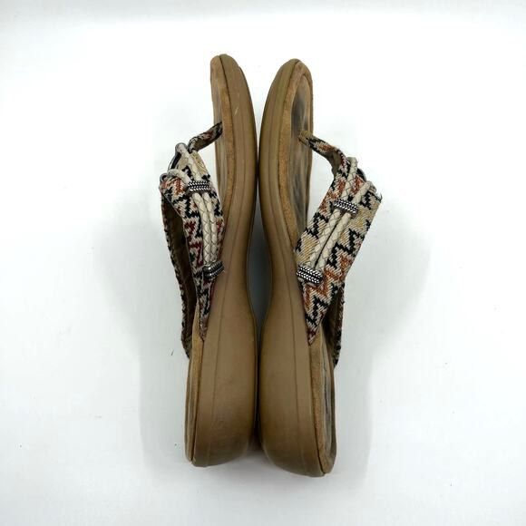 MINNETONKA Silverthorne Needlepoint Thong Sandals Women's 8 US - Picture 7 of 9